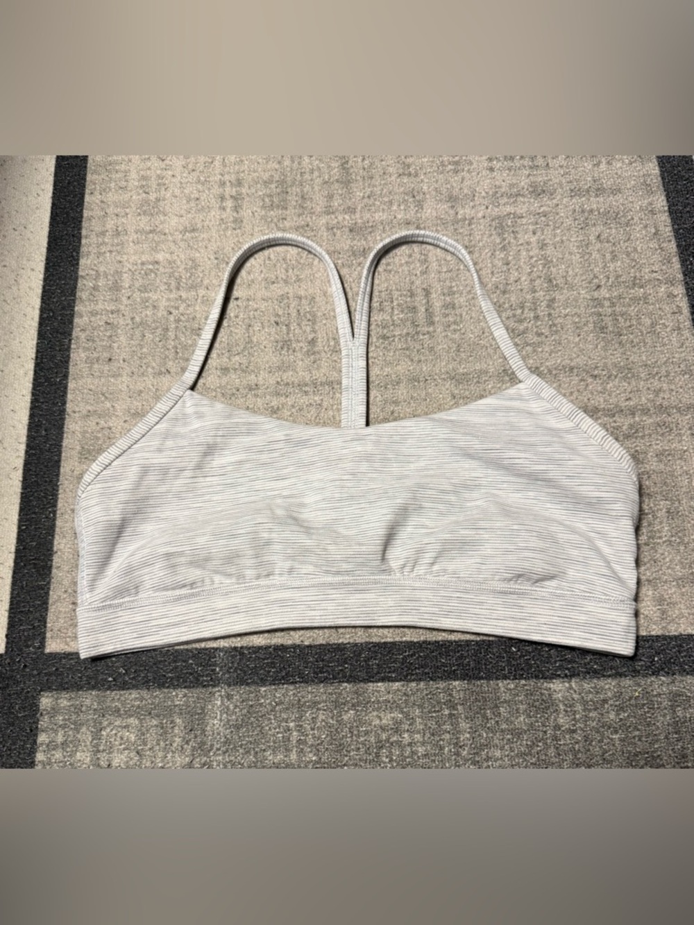 Lululemon Flow Y Nulu Bra